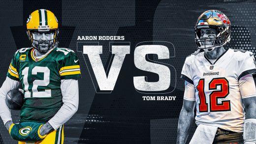 Aaron Rodgers vs Tom Brady